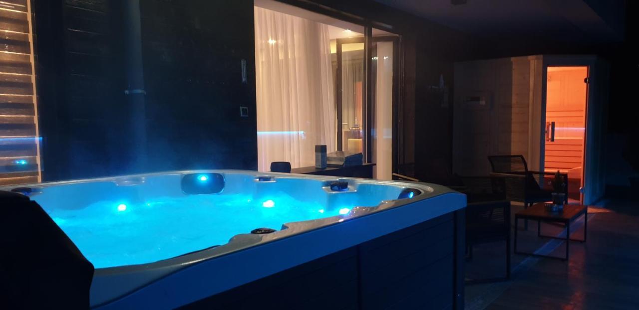 Mariah Spa Deluxe Apartment In Silver Mountain Пояна-Брашов Екстер'єр фото